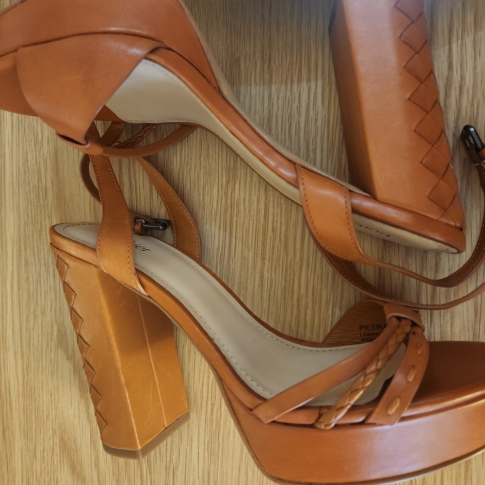 Botkier New York PETRA Sandal